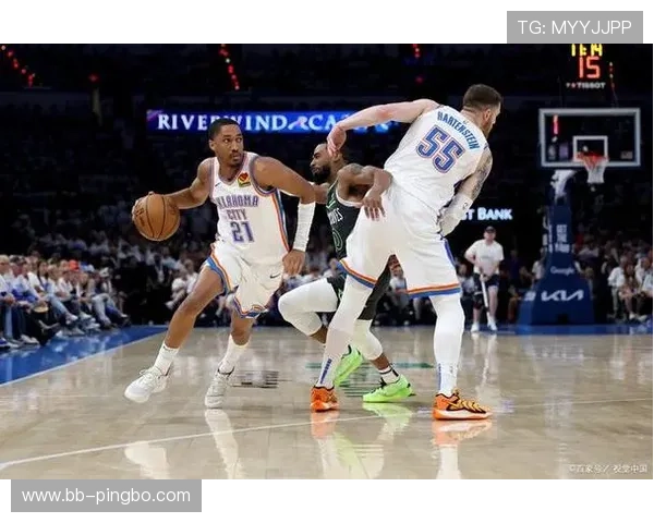 从两次运球说起：解析篮球规则中的这项违例判罚